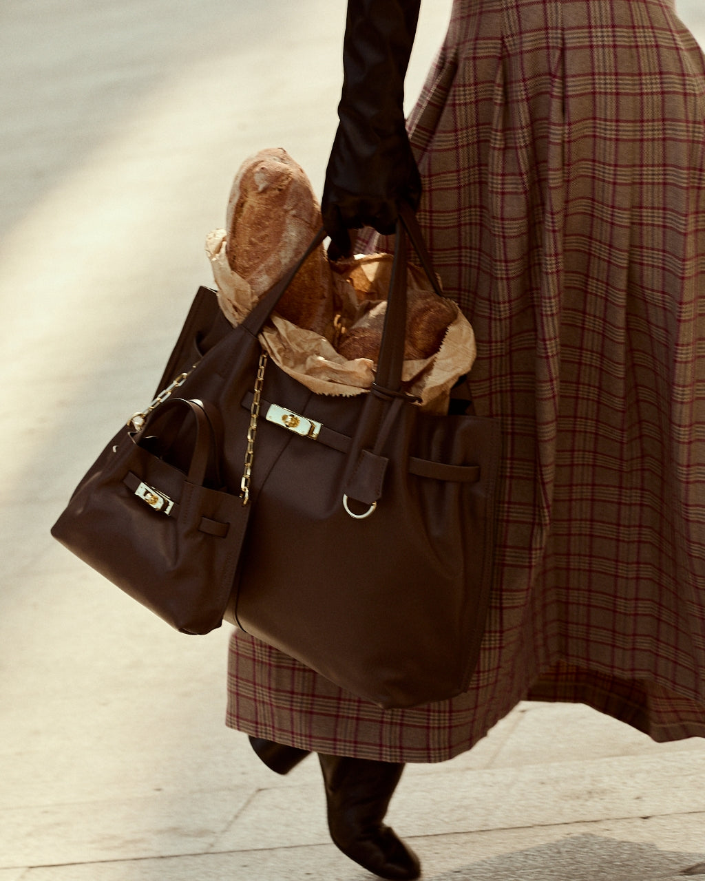 Sveva Mini Pony – Leather and Pony Hair Bag with Chain Shoulder Strap
