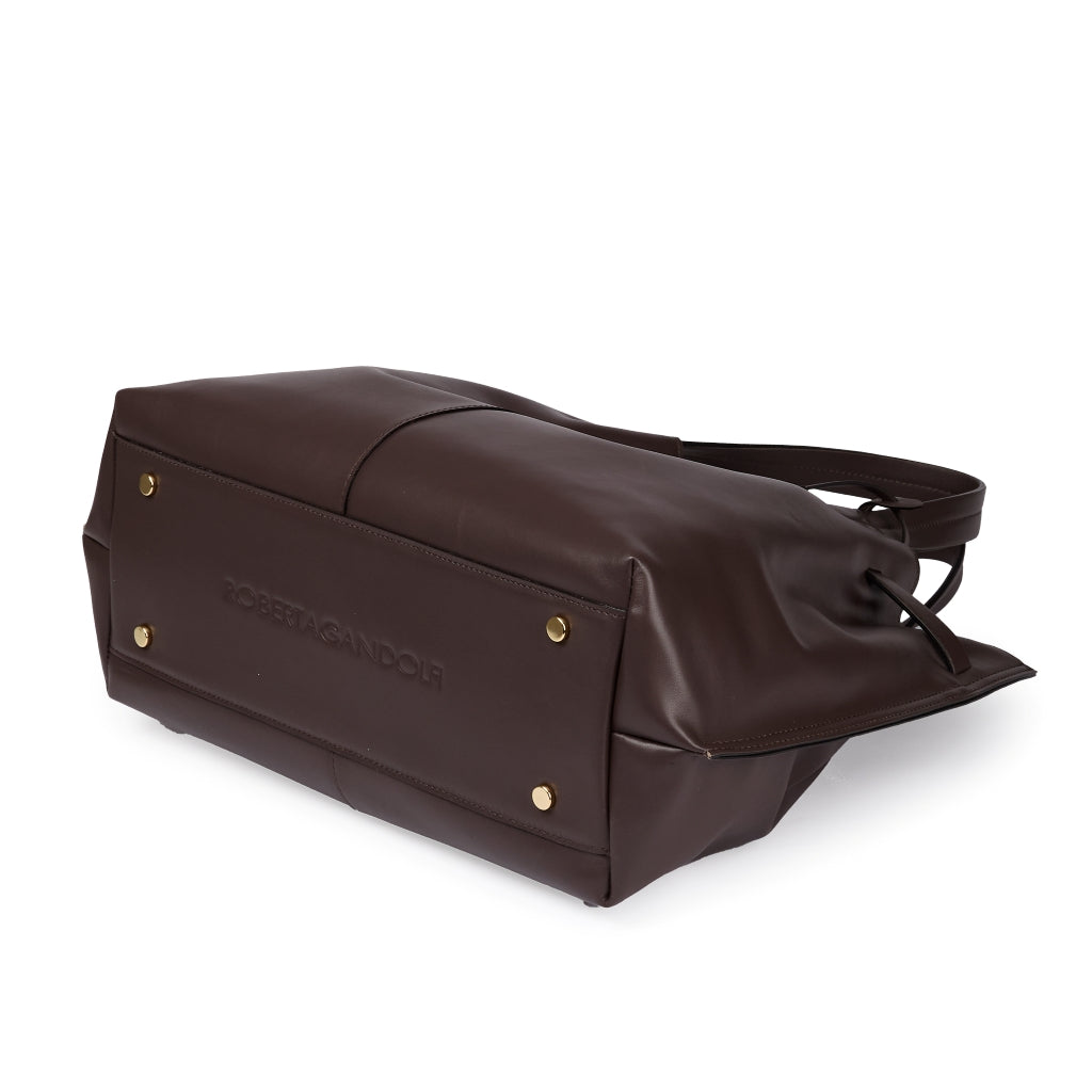 Sveva maxi leather handbag with organized interior and turn-lock closure