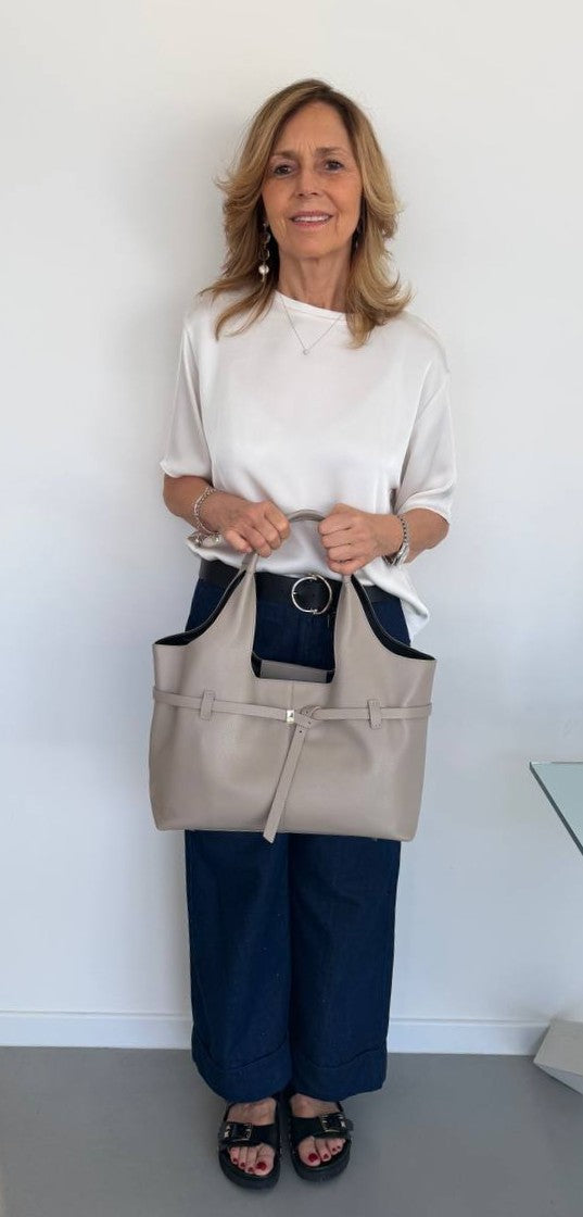 Grace Tote – Grained Leather Shopping Bag with Removable Interior Organizer