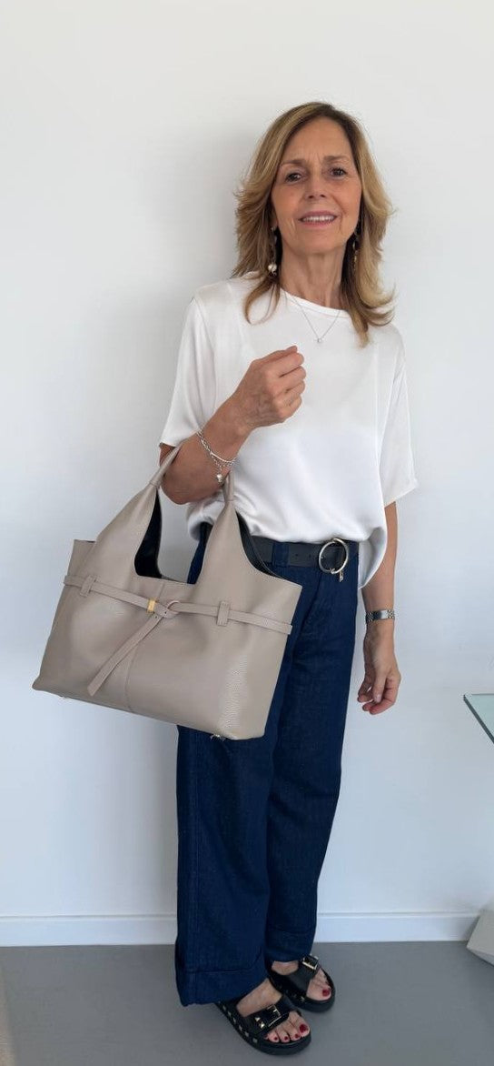 Grace Tote – Grained Leather Shopping Bag with Removable Interior Organizer