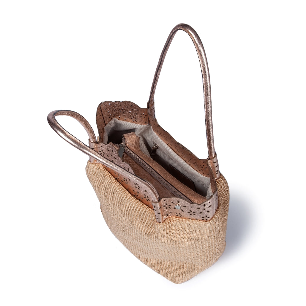 Diletta Shopping – Straw-Effect Fabric Bag with Laser-Cut Leather Ruffle
