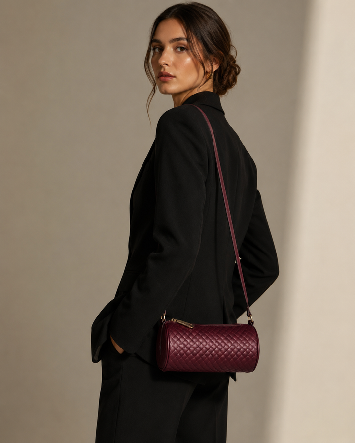 Jade Woven cluch leather bag with retractable handle closure and detachable and adjustable shoulder strap