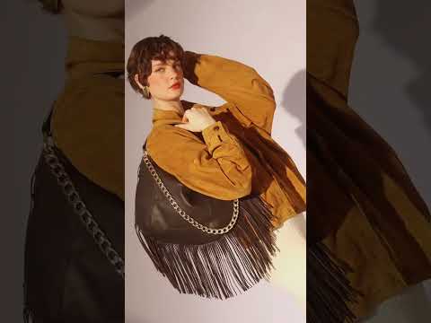 Kate small – Hobo bag in pelle con frange lunghe e catena dorata removibile
